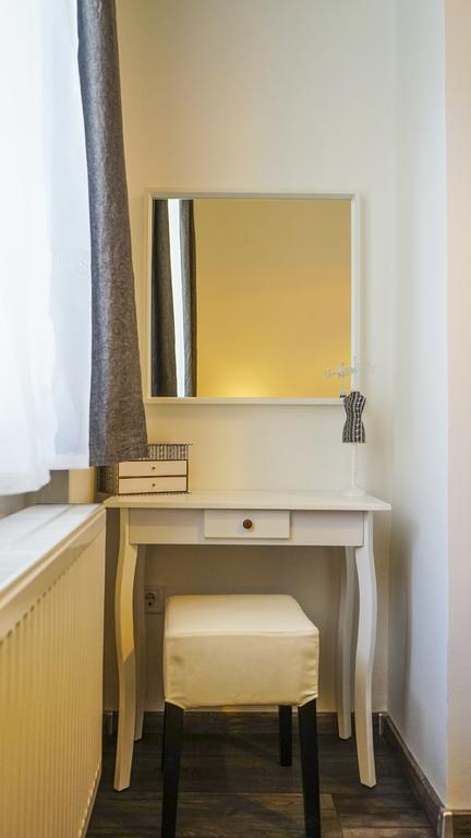 DownTown DeLuxe Apartment Eger Kamer foto